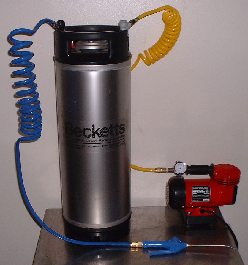 The Becketts Jelly Injector allows a controlled quantity of jelly to be introduced into each pie